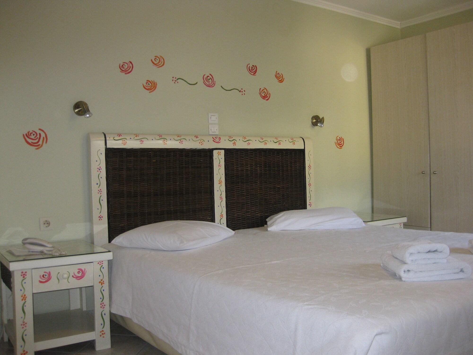 Virginia Hotel Đảo Samos Ngoại thất bức ảnh